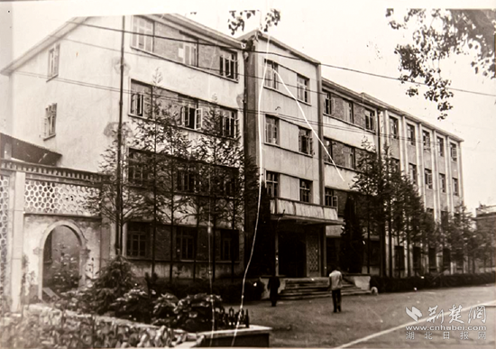 临床教学楼_副本.png.png